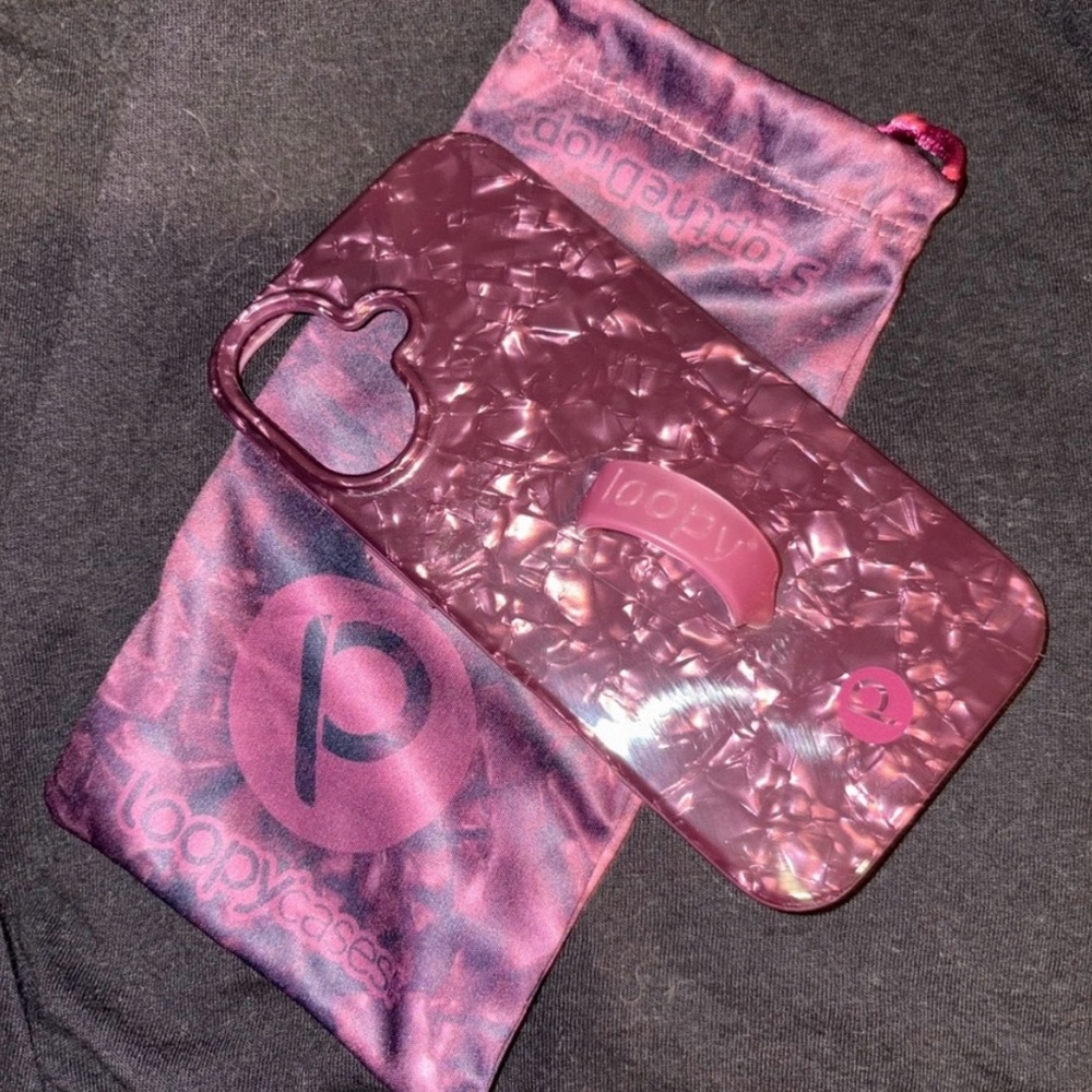 iPhone 16 loopy case